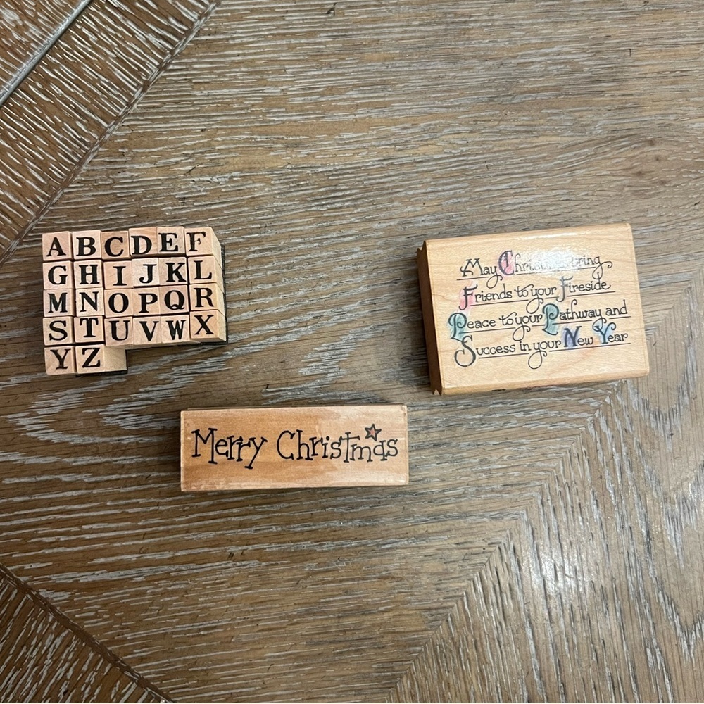 Lot of 3 mounted stamps